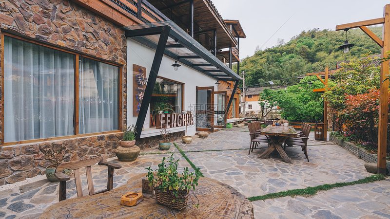 周边游旅行社：揭秘其优缺点，助您明智选择
